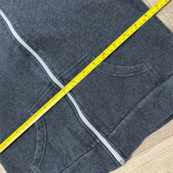 DC zip up hoodie - Picture 6 of 11